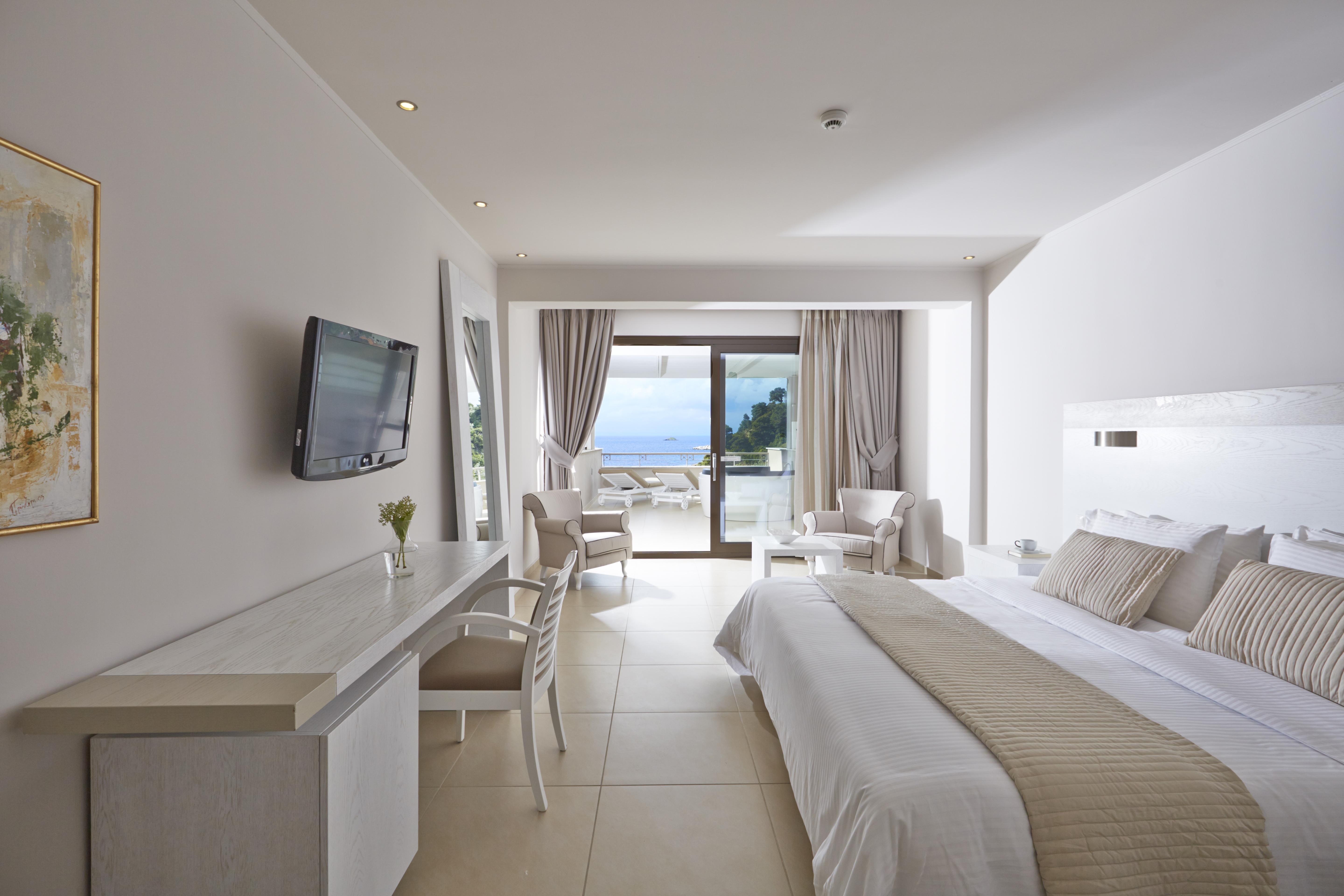 Kassandra Bay Resort, Suites & Spa Katsaros  Buitenkant foto